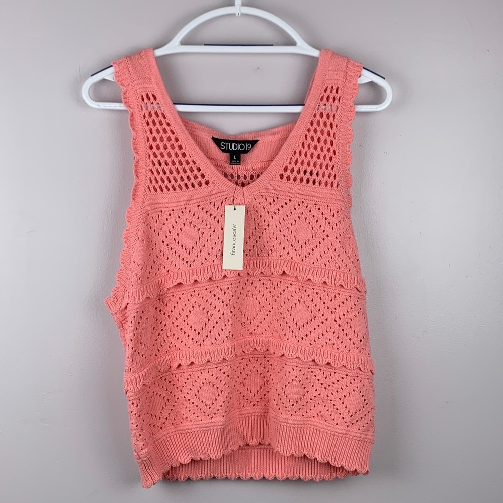 Studio Peach Sleeveless Knit Top  new large